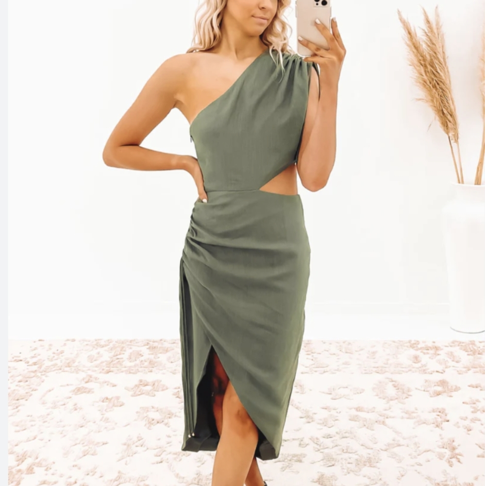 Elliatt Deism Dress